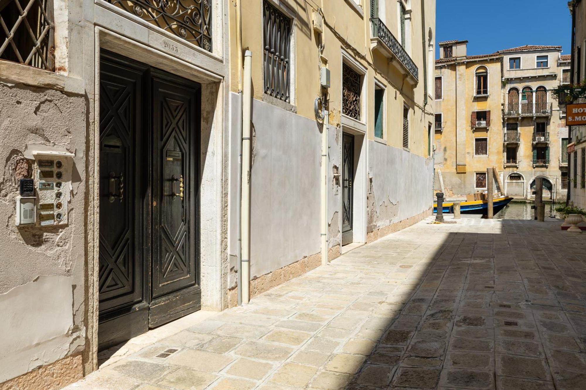 San Marco Canal View By Bricola Apartments Veneza Exterior foto